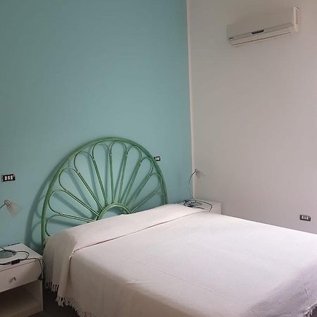 Casanoemi 2 Bed & Breakfast Cagliari Dış mekan fotoğraf