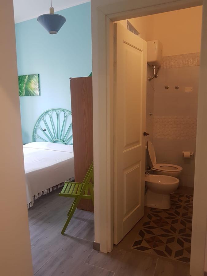 Casanoemi 2 Bed & Breakfast Cagliari Dış mekan fotoğraf